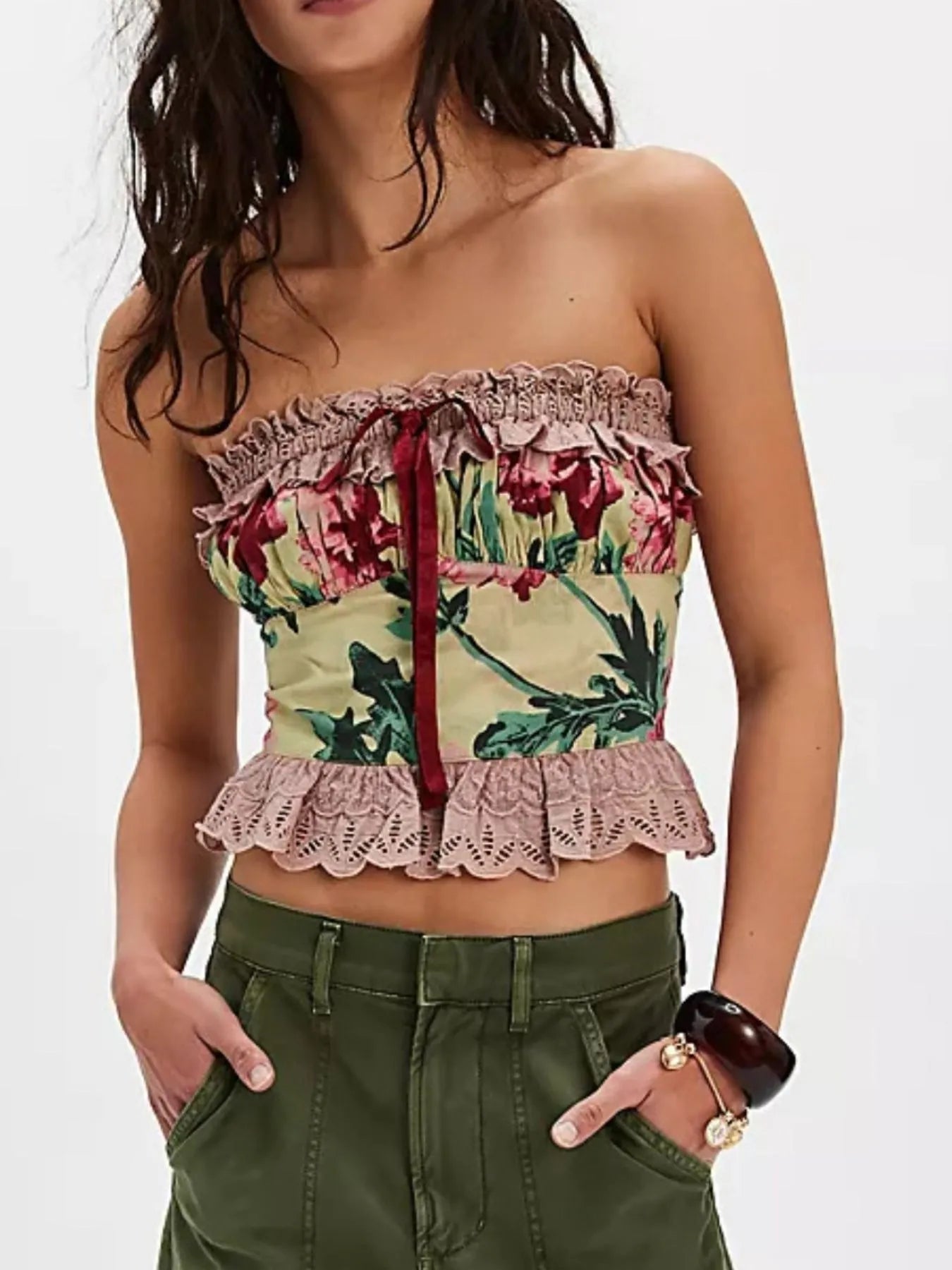 bibiy Tops ameri flowerさま専用 Ameri（アメリ）の「MEDI FLOWER SAINT LACE TOP（Tシャツ